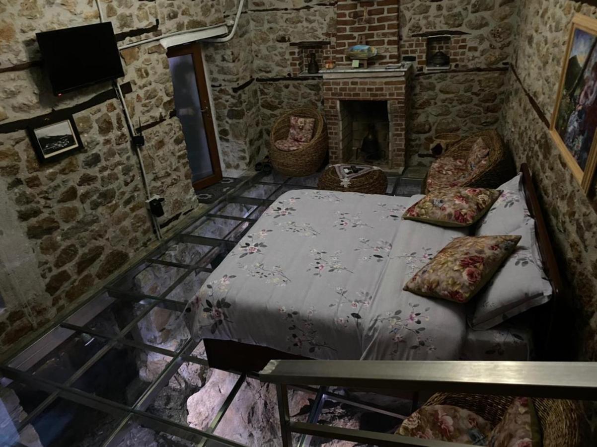Nuci'S Home Glass Floor Tushemisht Екстер'єр фото